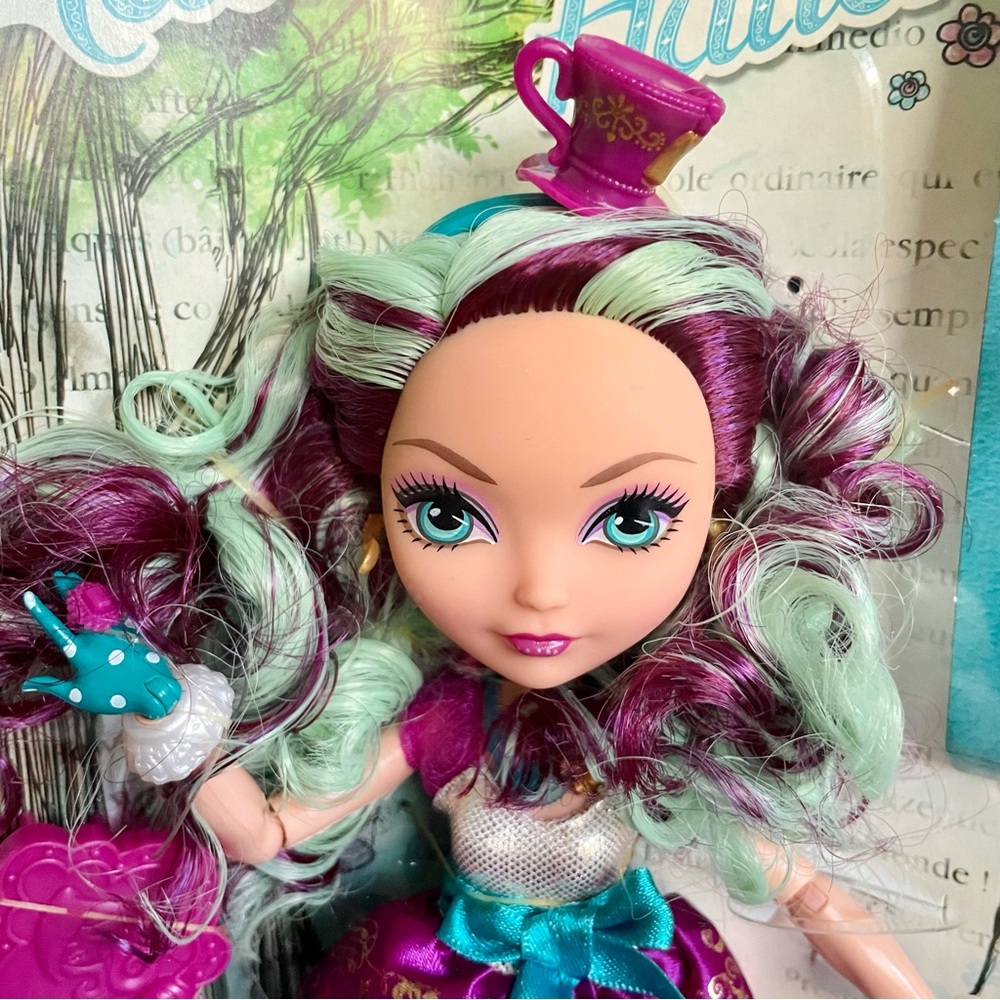 Madeline Hatter - daughter of mad hatter - Ever After High - Rebel